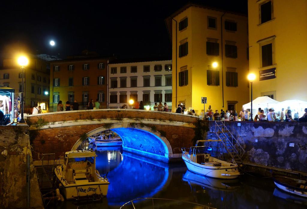 La Finestra Sul Mare B&B Livorno Exterior photo
